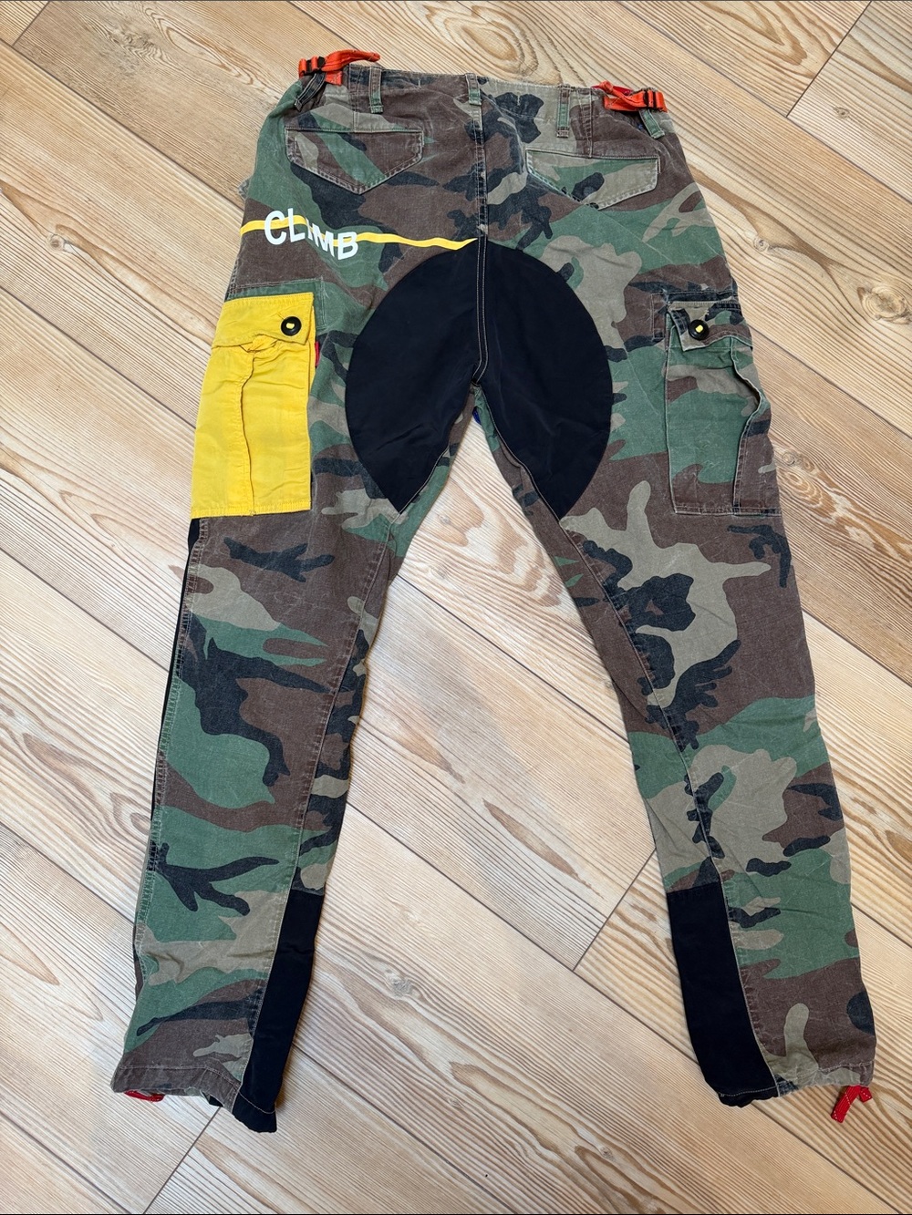 Polo by Ralph Lauren Camo Cargo Jeans with Black Panels and Yellow Patch - Picture 5 of 5